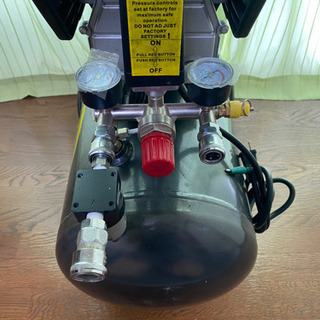 神奈川県綾瀬市 SHIMGE ZB-0.12/8 エアコンプレッサー  40L 100V お引き取り限定の画像