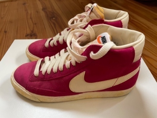 NIKE ハイカットスニーカー　ナイキ