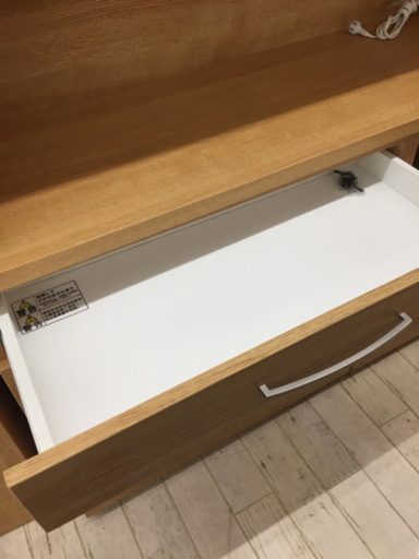5/14【お買い得❤️】ニトリ  二面レンジボード  食器棚  収納も沢山  定価¥98,900  超美品✨ スムーズ開き 3口コンセ