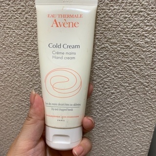 アベンヌのハンドクリームの画像