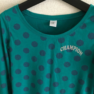 【値下げ】CHAMPION 長袖Tシャツ　Mサイズの画像