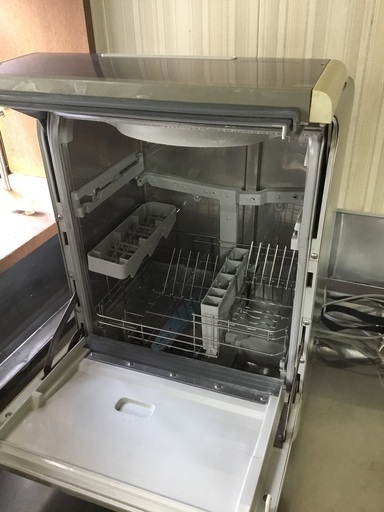 食洗機（象印 BW-GB60）：持って行ってくれる方