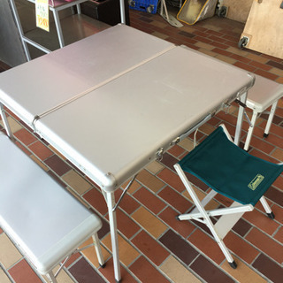 コールマン　アルミ　レジャーテーブルセット　