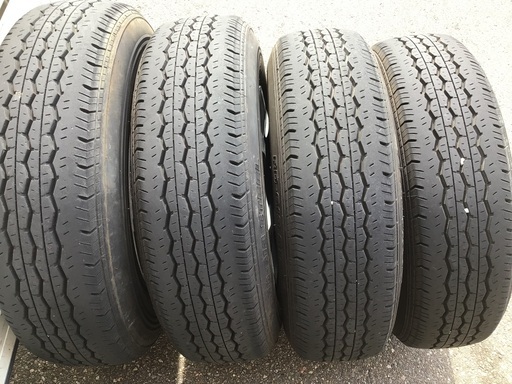 ハイエース 200系その他　LTタイヤ　バリ山