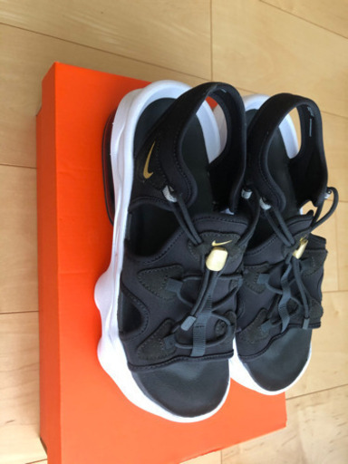 NIKE エアマクックス　ココ