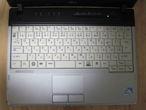富士通 LIFEBOOK P770B Win10Pro/32bit/Celeron U3400 1.06GHzメモリ3GB-SSD128Ｇ/ＵSB無線 /office2016DVD-RW/訳あり品/直ぐに使える　office2016入り　DVDも再生可能