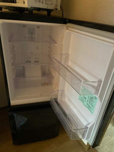 冷蔵庫 黒 146L