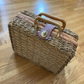 ★値下げ★ピクニックにもお出掛けにも！かごバッグ　バスケットタイプ　天然素材の画像