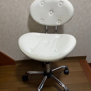 オフィスチェア　椅子