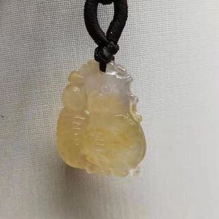 半額セール ミャンマー産 天然本翡翠 ペンダント ネックレス 黄色 鶏 酉年 12史 干支 ヒスイA貨 お守り 誕生日プレゼント 魔除け 鑑別書付属 本物保証の画像