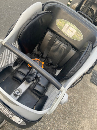 Panasonic 電動自転車　ギュット　3人乗り