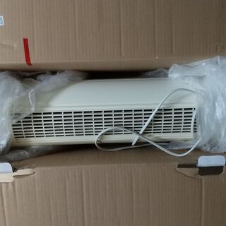 あまりない「横置きできる」扇風機 (2WAY DCタワーファン(...