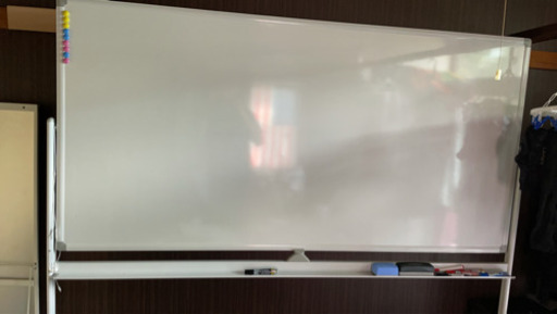 [値下げ]オフィス家具　ホワイトボード　1800x900