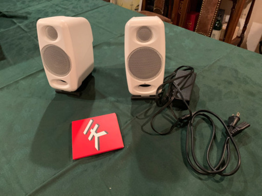 IK MULTIMEDIAのiLoud Micro Monitor(LRケーブル欠品)