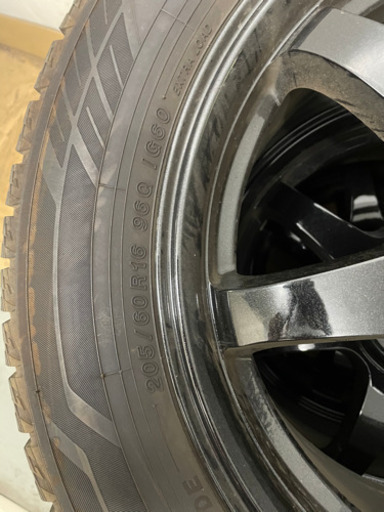 スタッドレスタイヤ　中古