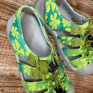美品★keen☆サンダル20センチの画像