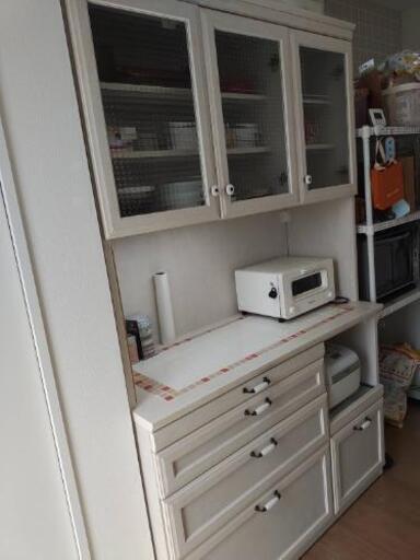 【取引者決定済】ユーアイ  サイリーン 食器棚 \n