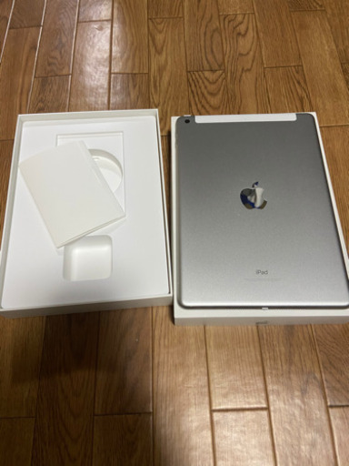 【決まりました！】iPad 第5世代　32GB Wi-Fi Cellular シルバー