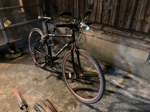 60000→19000大幅値下げ！！クロスバイク　CORVETTE アルミ軽量フレーム　6段変速