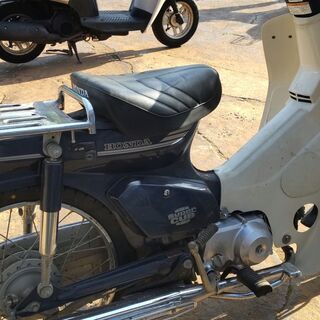 ホンダ　スーパーカブカスタム50の画像