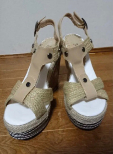 【新品】ウェッジサンダル