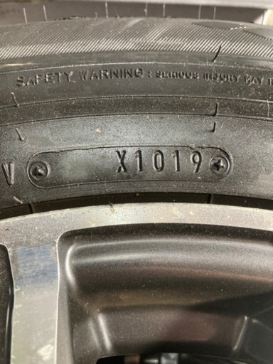 取り引き中ダンロップ　グラントレック　215/70R16 4本　エクストレイル