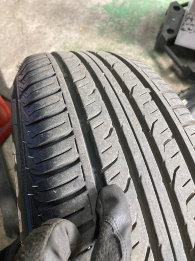 取り引き中ダンロップ　グラントレック　215/70R16 4本　エクストレイル