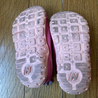 ニューバランス　14〜16センチの画像