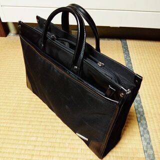 Canossa ビジネスバッグ　2WAY 通勤かばん　ショルダー　商品券払い可能の画像