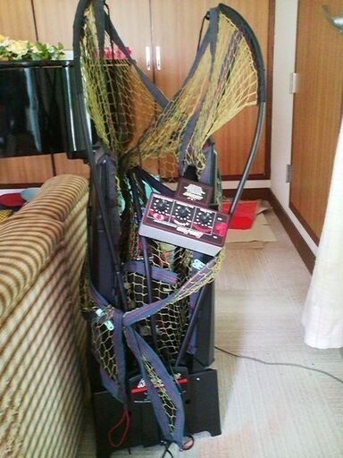 値下げしました。家庭用 卓球 自動練習機、ロボポンです。