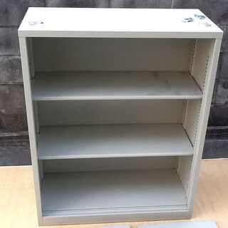 オフィス家具 スチール書庫ロッカー プラス社製 鍵は無しですの画像