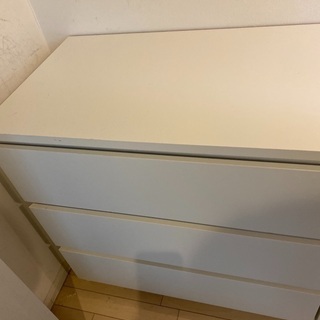IKEA MALM マルム 3段チェスト2つの画像