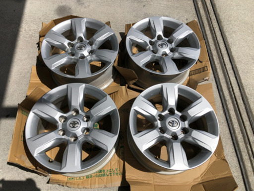 トヨタ純正　150系プラド　中期　17インチホイール　美品　200系ハイエース流用に！