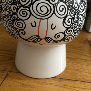 フライングタイガー　おしゃれな花瓶