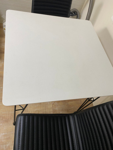 ダイニングテーブル