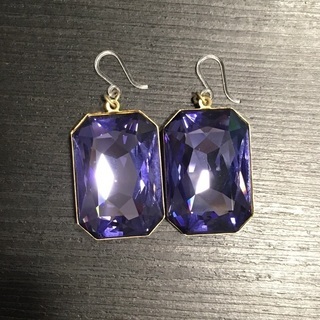 アレルギー対応　スワロフスキークリスタルピアス