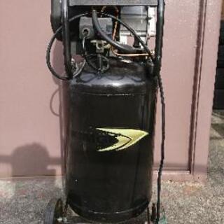 エアーコンプレッサー 100v