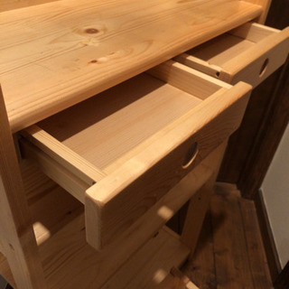 収納棚　本棚