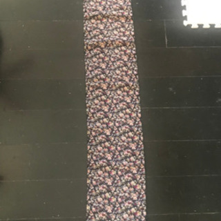 スカーフ　140cm×22cmの画像