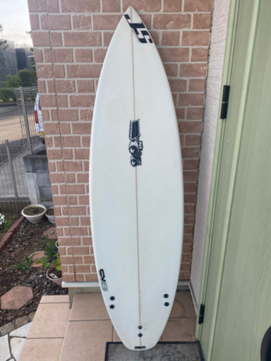 サーフボード　JS インダストリーズ