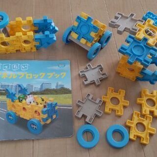 こどもちゃれんじ　ぽけっと〜ほっぷ　DVD14ヶ月分と知育玩具約7ヶ月分の画像