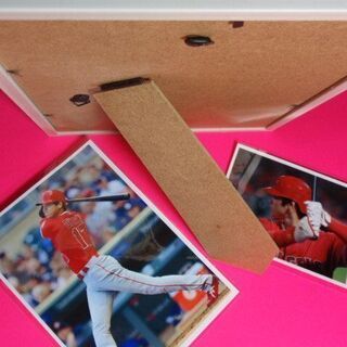 ★大谷 翔平（おおたに しょうへい）　B５判壁掛け立て掛け両用フォトフレーム入り＋の画像