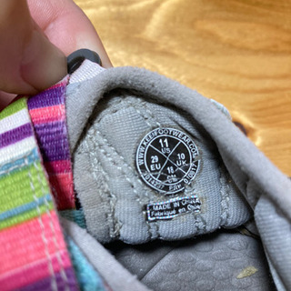 keen kidsサンダルの画像