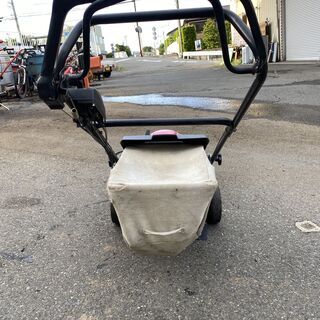 刈刃新品 整備済 草刈や芝刈に ホンダ 自走式 芝刈機 HRB215 前進2速 ５月15日分　現物確認 引取OK 初期不良対応 修理もしますの画像