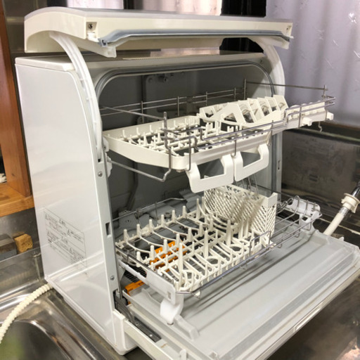 Panasonic 食器洗い乾燥機 NP-TR8-W