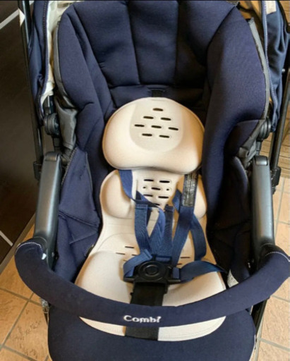 コンビ　ベビーカー　メチャカル　オート4キャス　コンパクト　エッグショック　loota