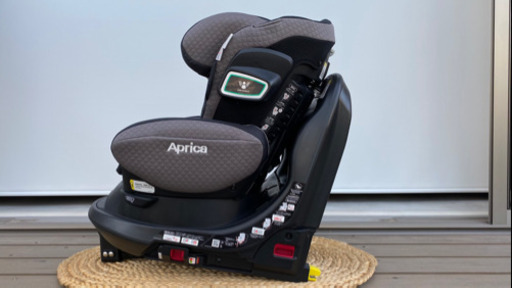 【値下げ】チャイルドシート/アップリカ/新安全基準R129/美品/ISOFIX