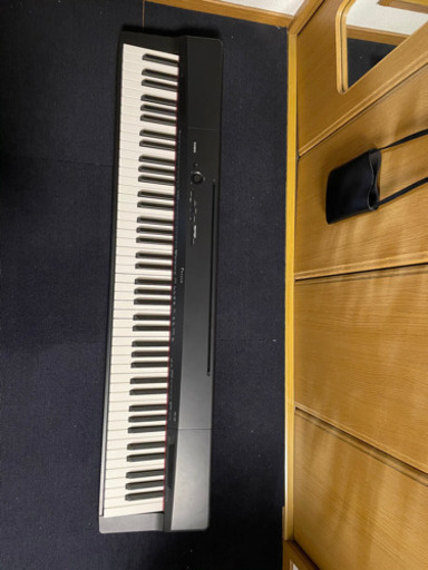 電子ピアノ　キーボード　など一式