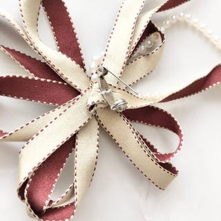 【ネット決済・配送】新品未使用　美品　ハンドメイド　手作り　コサージュ　花　フォーマル　ブローチ　上品　パーティー　衣装 Handmade formal corsage broach flower event luxurious costume party の画像
