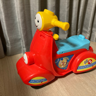 フィッシャープライス スマートステージ・バイリンガル・スクーター